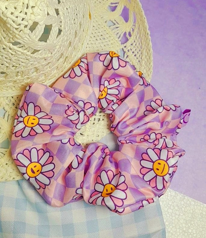 Scrunchie Purple Daisy