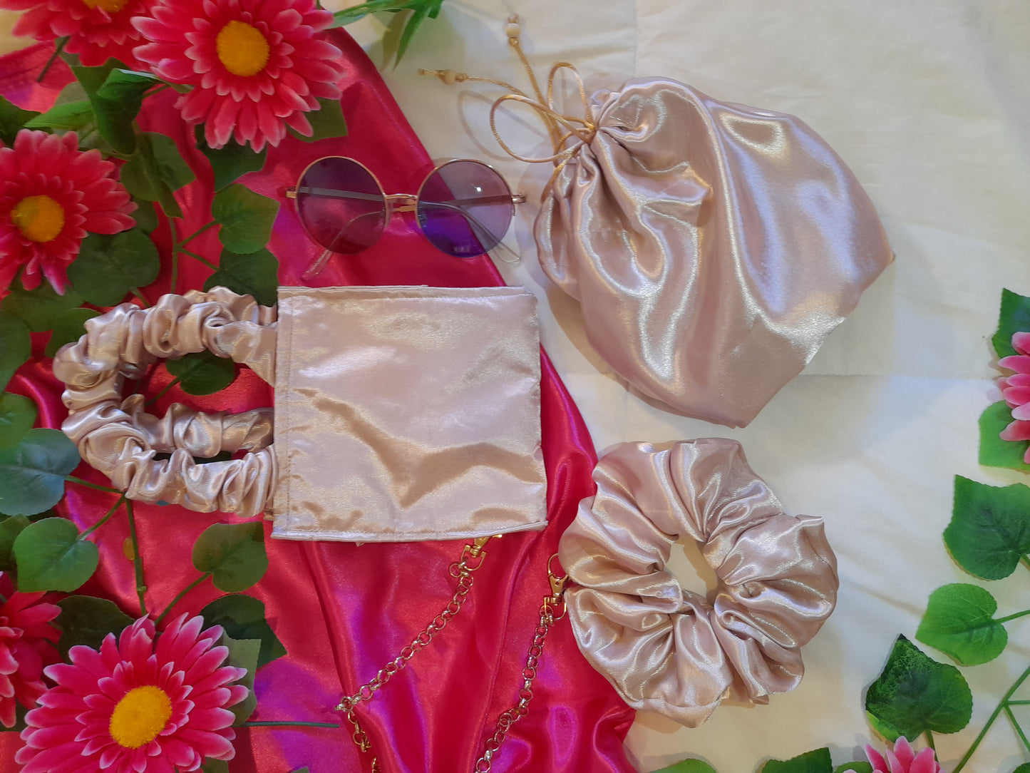 Mala * A Encanto * — Scrunchie Bag Exclusiva - Coleção 5 Sentidos